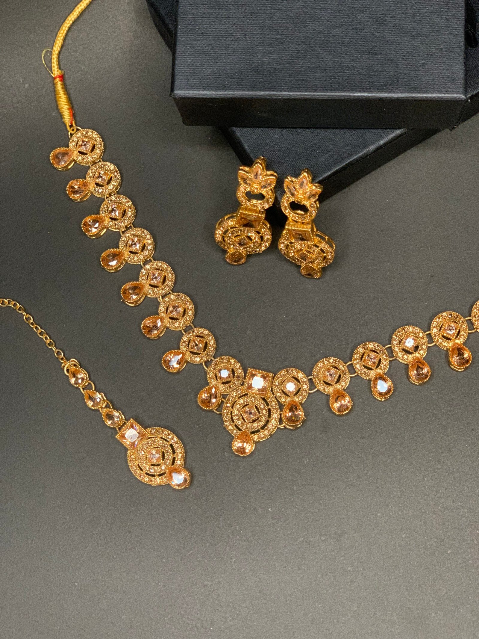 Medium Jewellery Set # 2